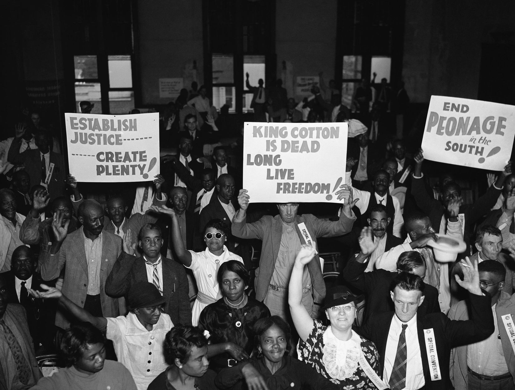 1937: Sharecroppers Convention